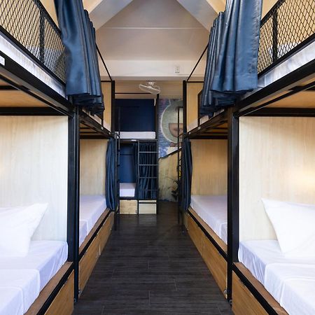 Marco Polo Phuket Poshtel & Bistro Hostel Δωμάτιο φωτογραφία