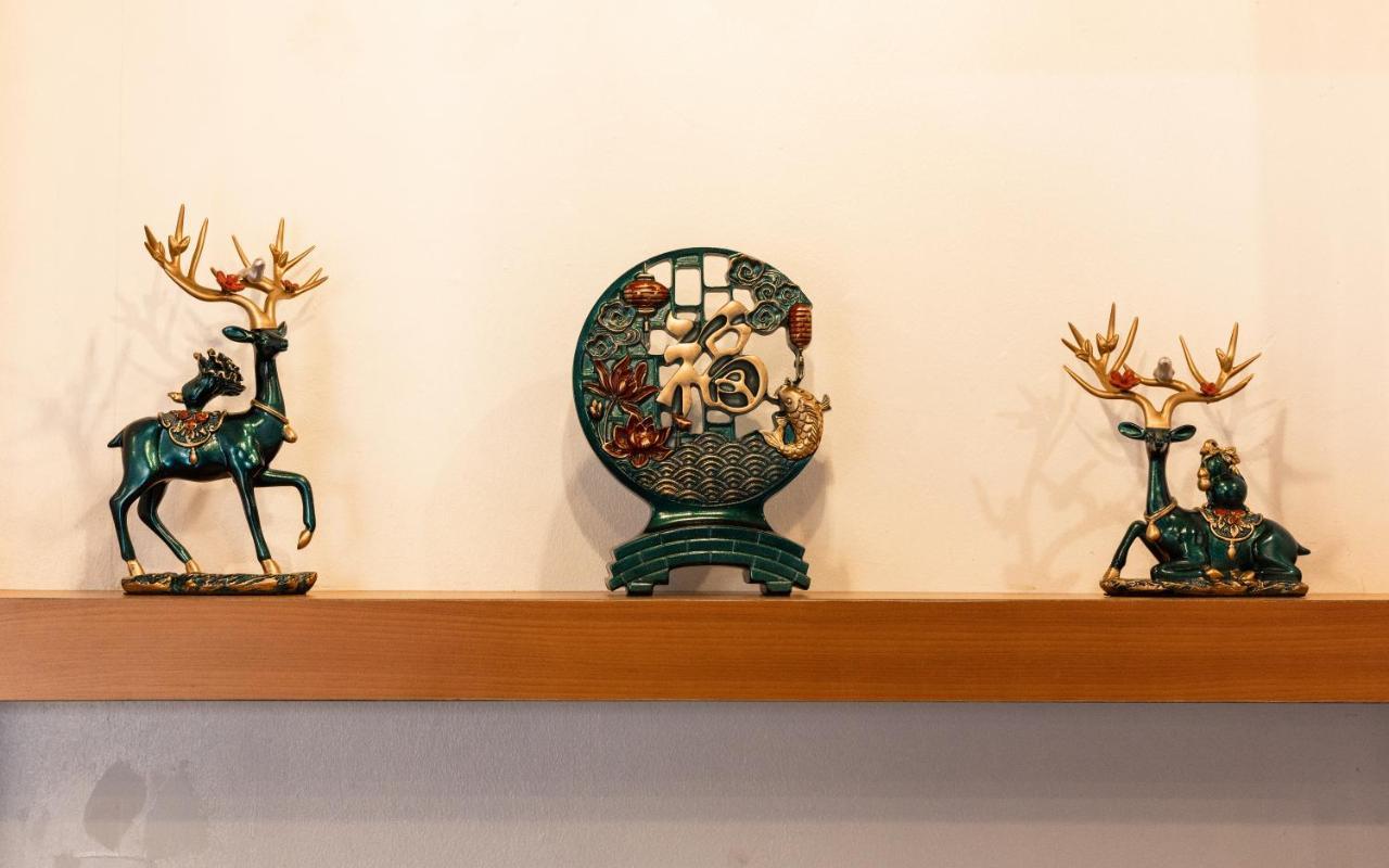 Marco Polo Phuket Poshtel & Bistro Hostel Εξωτερικό φωτογραφία
