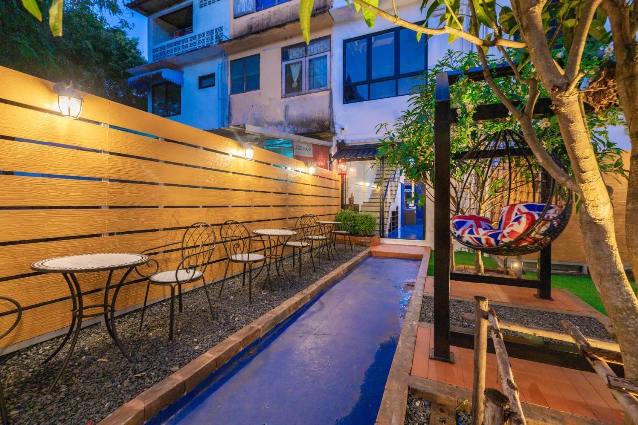Marco Polo Phuket Poshtel & Bistro Hostel Εξωτερικό φωτογραφία