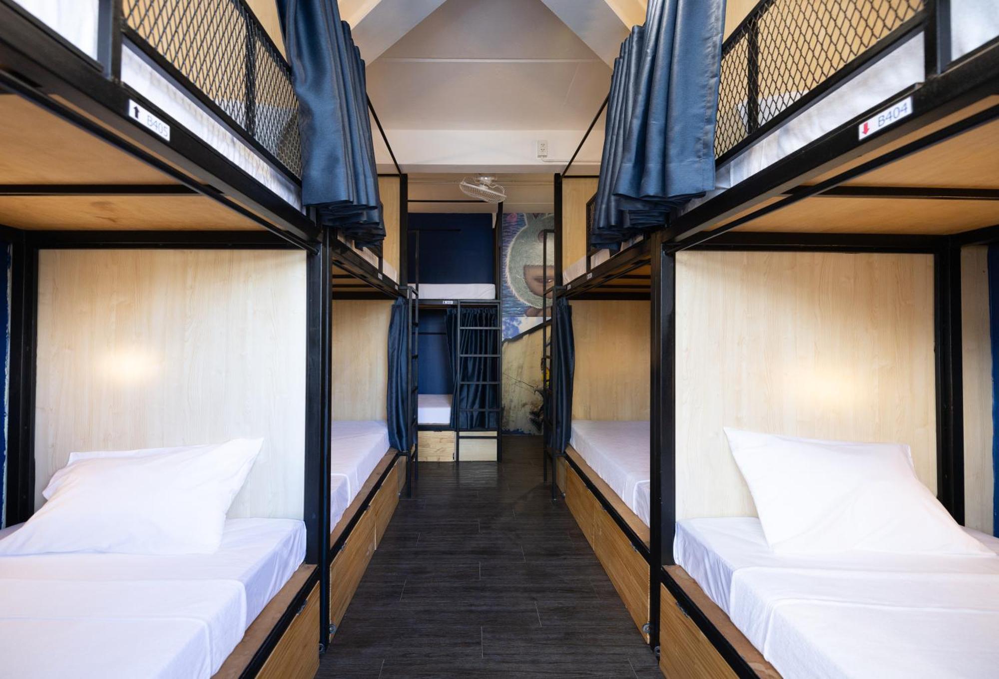 Marco Polo Phuket Poshtel & Bistro Hostel Δωμάτιο φωτογραφία